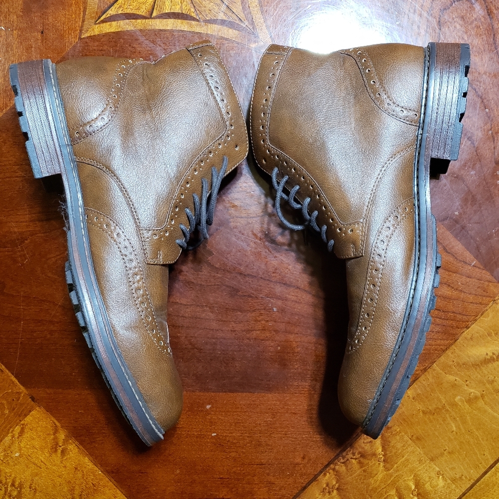 Goodfellow Boots - Picture 2 of 5